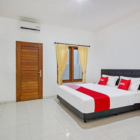 Oyo 2463 Bali Balangan Hotel Jimbaran Exteriör bild
